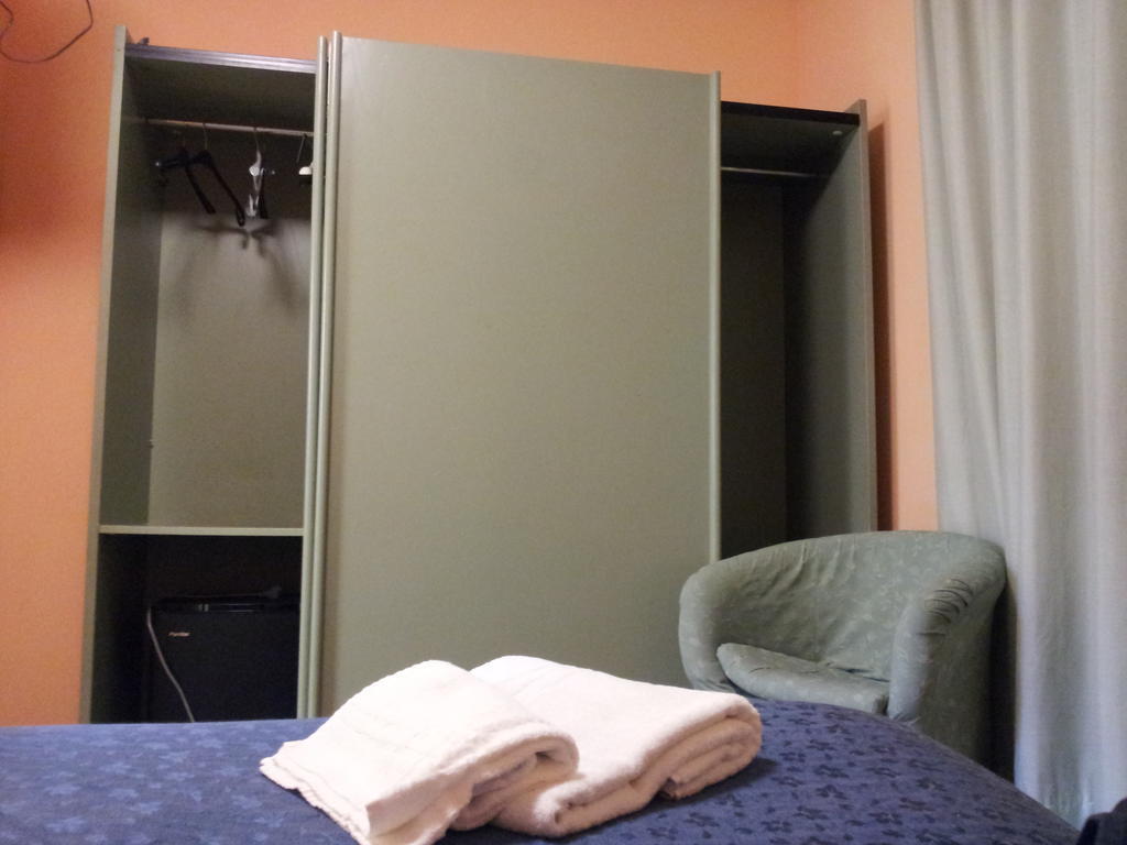 Zenith Hotel Montecatini Terme Habitación foto
